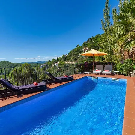 Holiday Kotare * Begur
